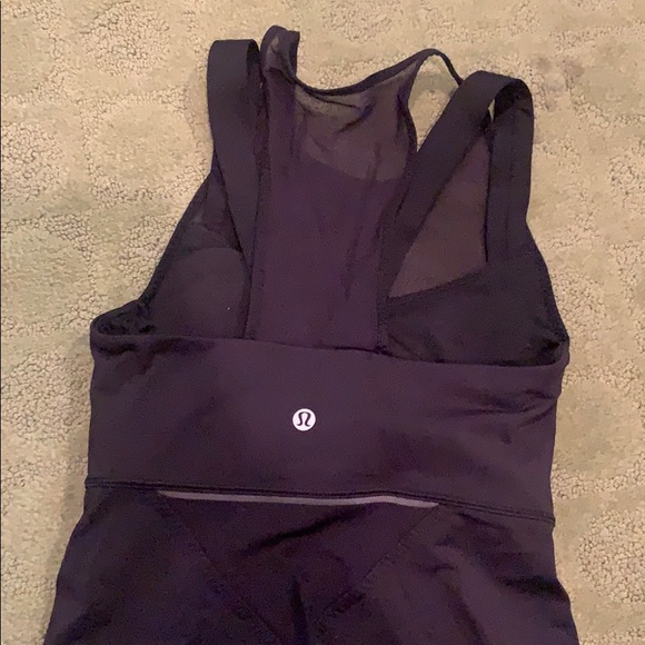 Lululemon half mesh black top - Picture 4 of 4